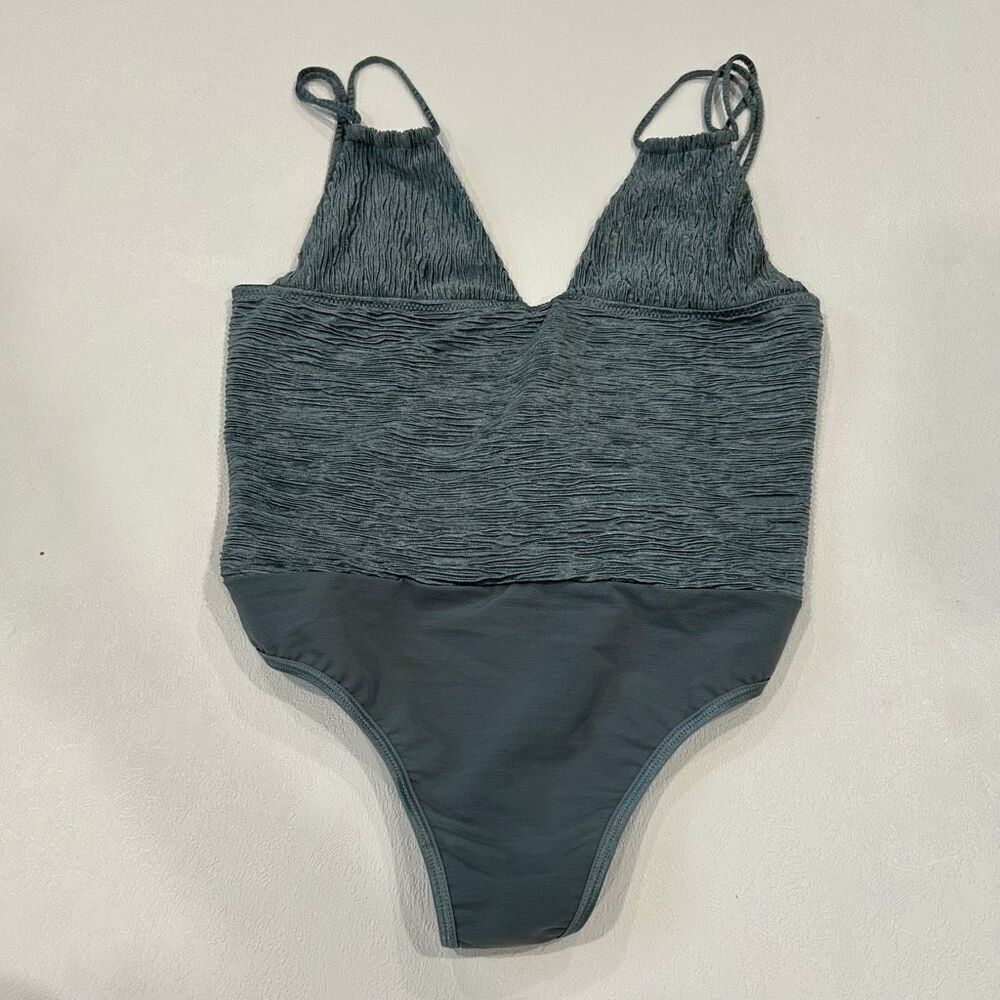 Out From Under Urban Outfitters Blue Textured Bodysuit Women’s Small